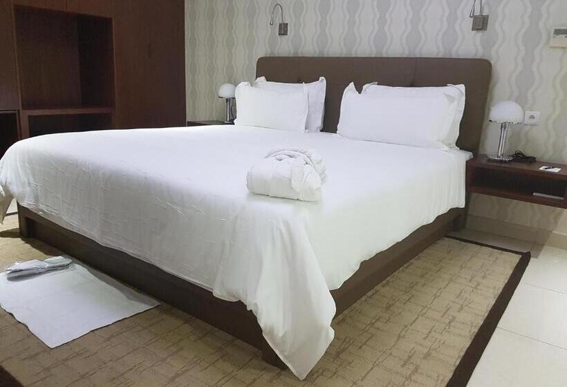 Pefaco Hotel Maya Maya