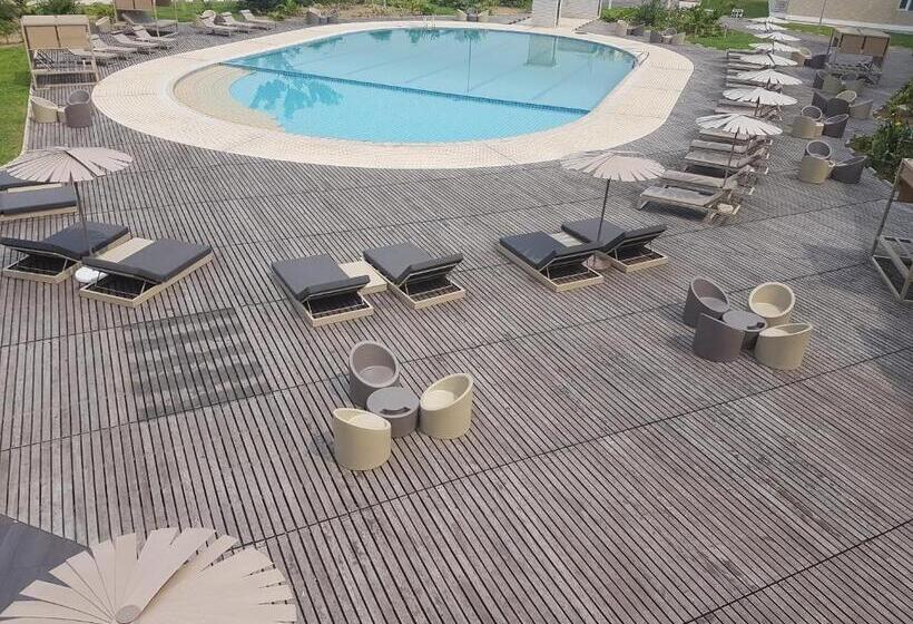 Pefaco Hotel Maya Maya