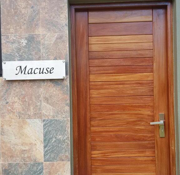 リゾートホテル Ossanzaia Bilene Lodge