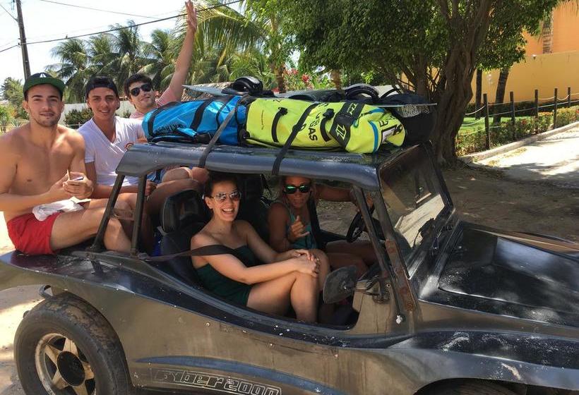 הוסטל Freedom Kite House