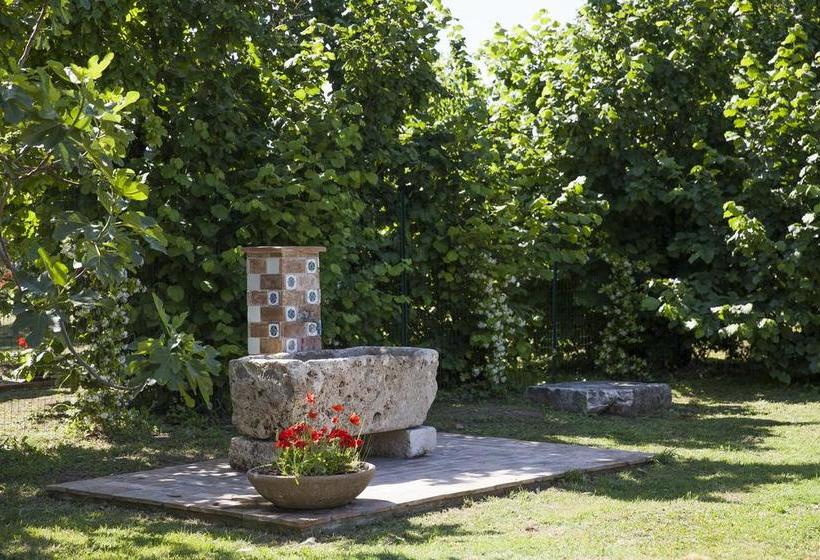 مبيت وإفطار Antico Casale Spezia Pelagalli