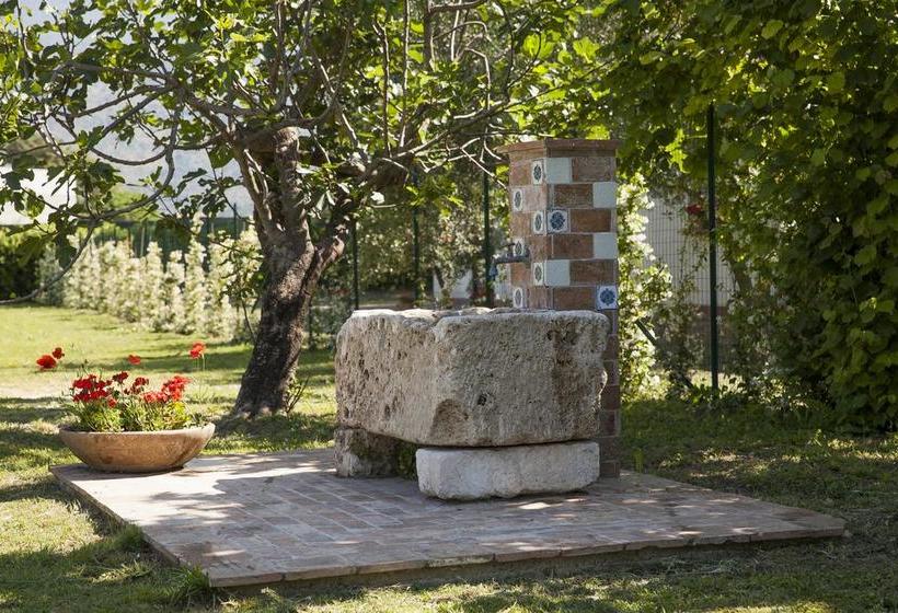 مبيت وإفطار Antico Casale Spezia Pelagalli