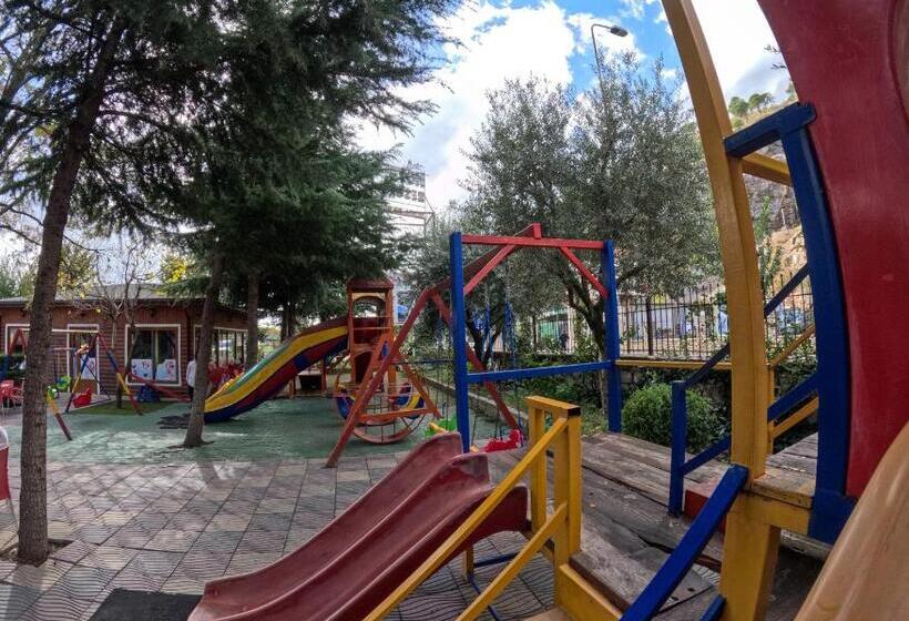 هتل Buna Park