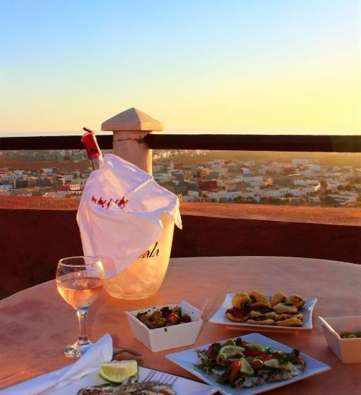 هتل De Charme Les 3 Chameaux 4 étoiles