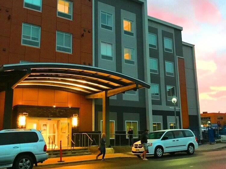 هتل Wingate By Wyndham Dieppe Moncton