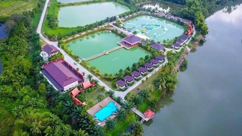 Lamphurai Riverside Resort And Spa