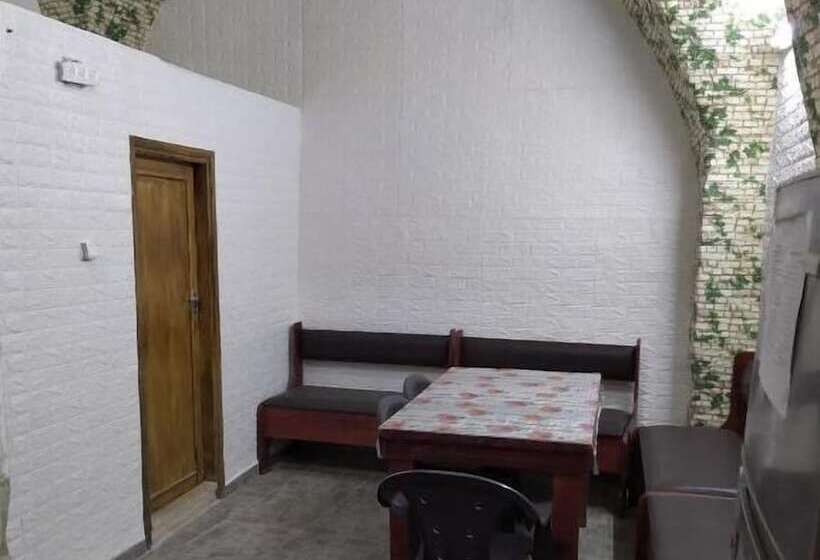 Success Hostel
