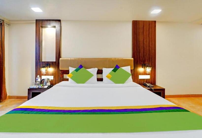 Treebo Vhyomaan Resort