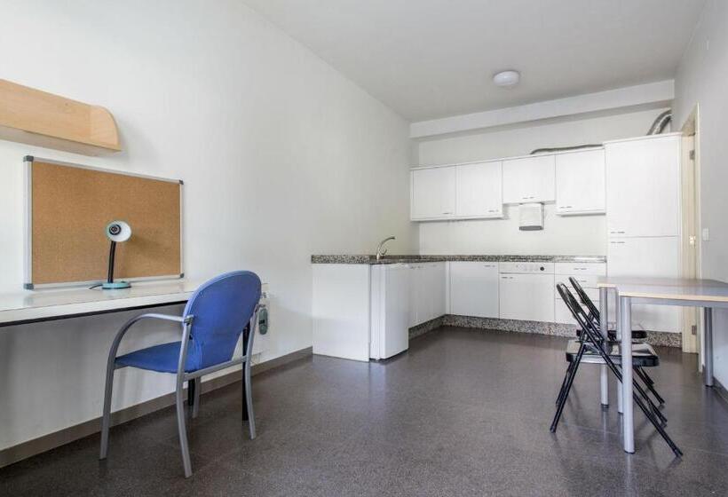هاستل Residencia Universitaria As Burgas