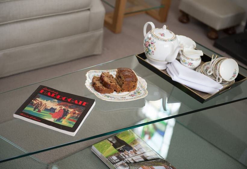 Callender House B&b