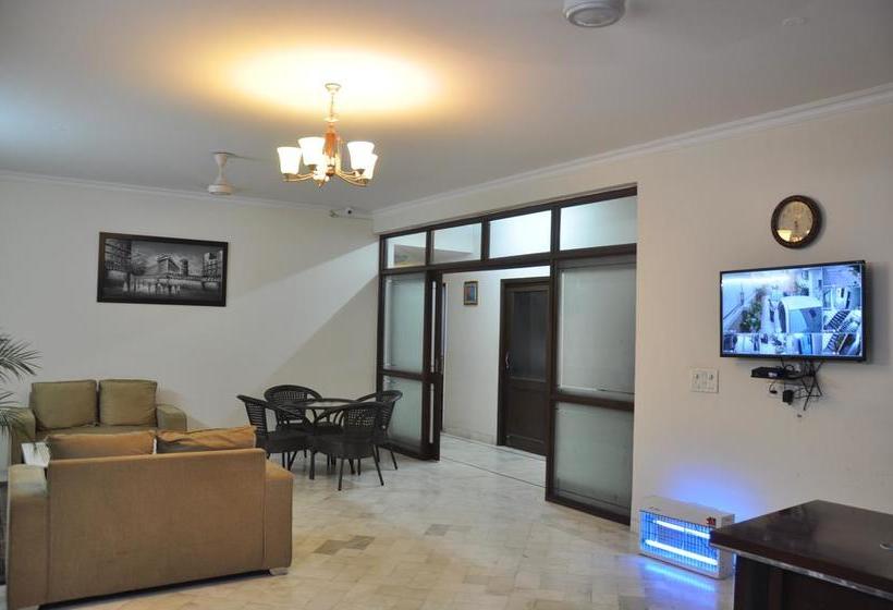 ベッドアンドブレックファースト Namaste Bnb & Service Apartments