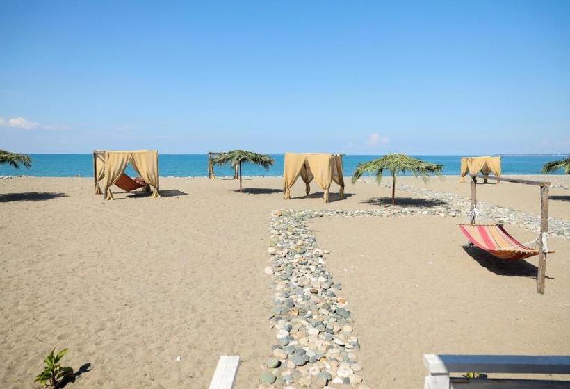 هتل Aqua Resort