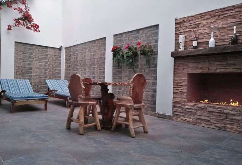 هتل Boutique Palmas De Salento