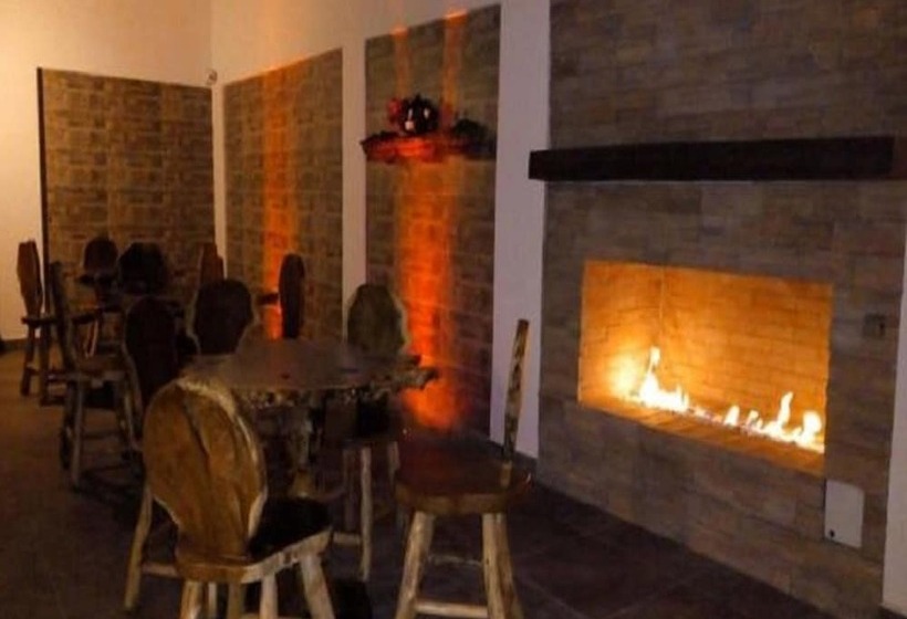 هتل Boutique Palmas De Salento