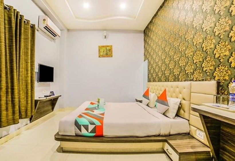 Fabhotel Golden Village