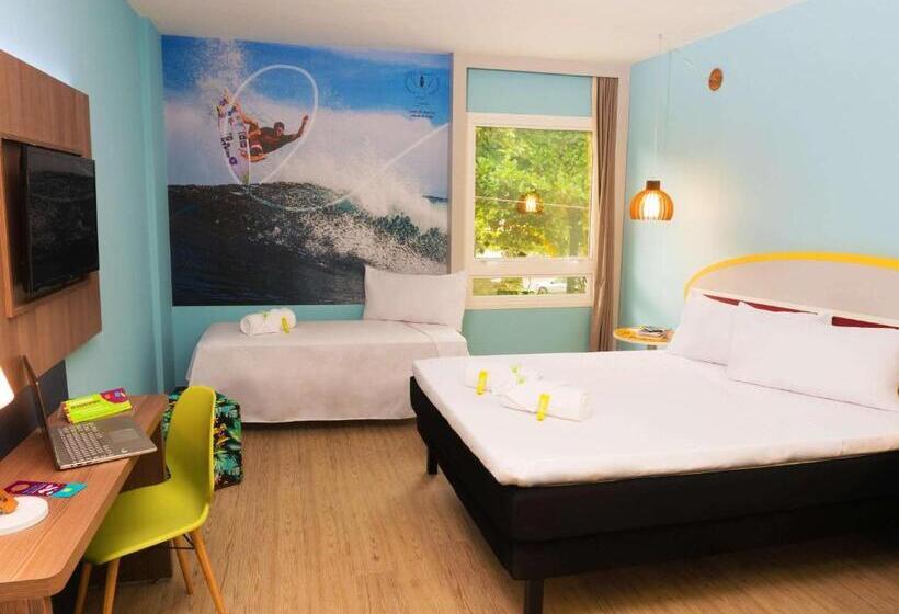 هتل Delphin Surf