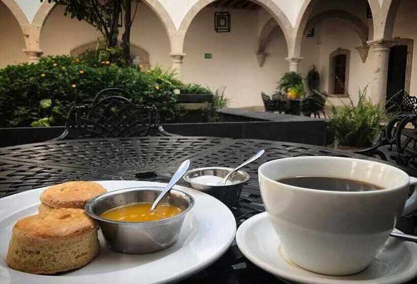 هتل Hacienda Santa Fe
