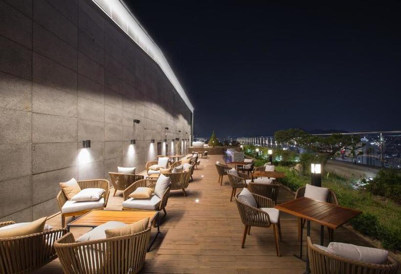 فندق Ramada By Wyndham Jeonju
