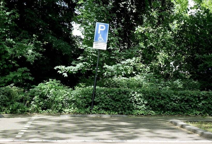 هتل Restaurant Koekenbier Abcoude