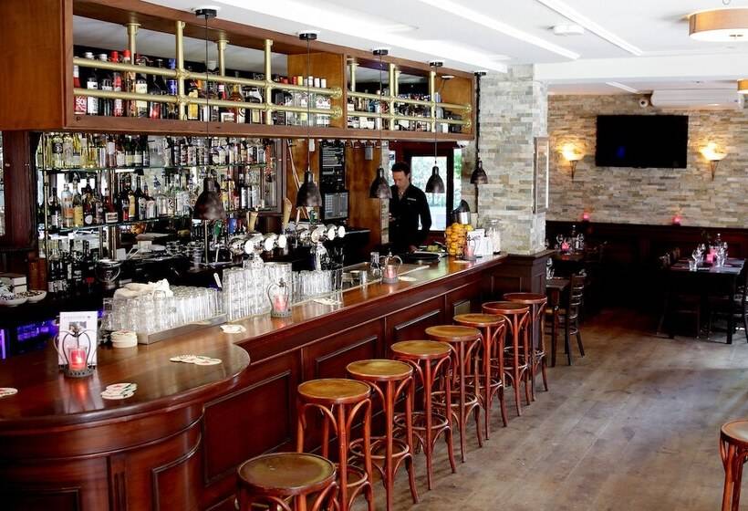 هتل Restaurant Koekenbier Abcoude