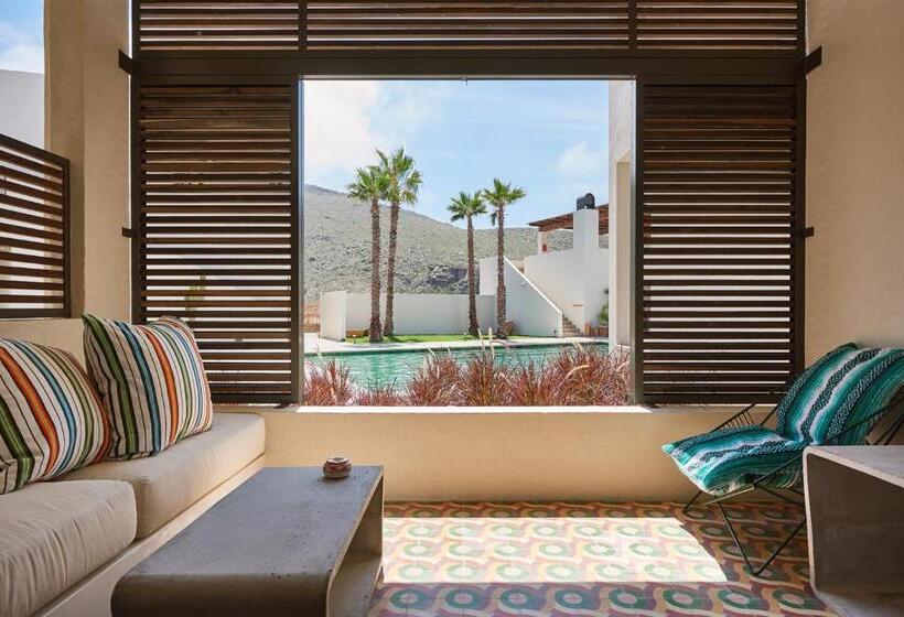 هتل San Cristobal Adults 15+