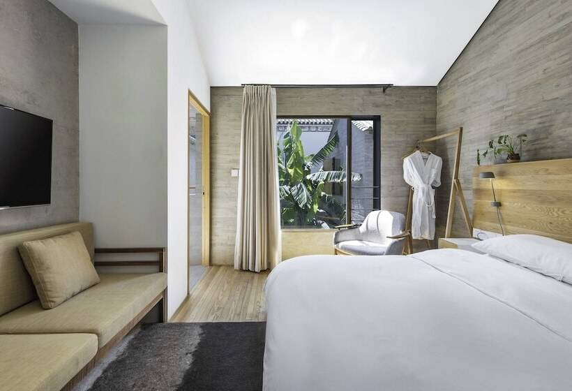 Sunyata Hotel Dali
