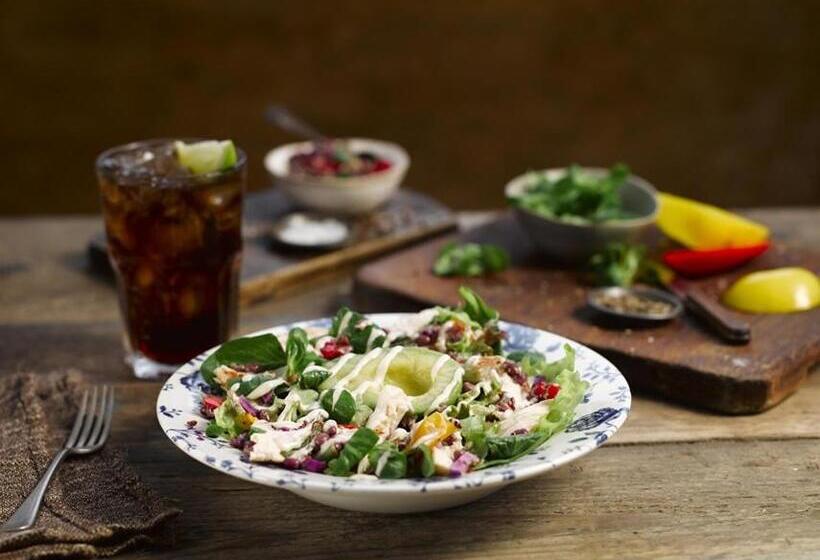 فندق The Golden Hope Wetherspoon