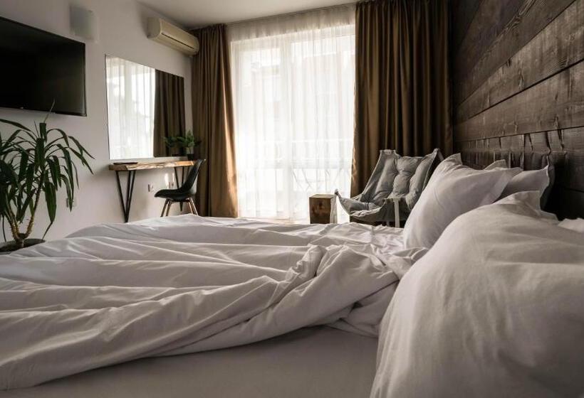 هتل The Mint Villa   Saint Vlas