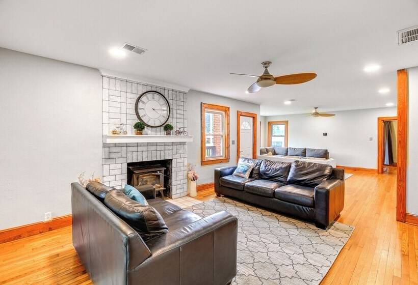 Charming Damascus Retreat W/ Deck & Creek Views!