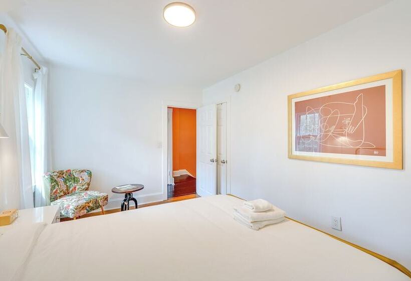 Colorful Home ~ 1 Mi To Hudson River!