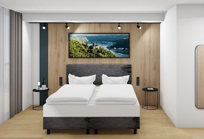 Frames Hotel Gmbh
