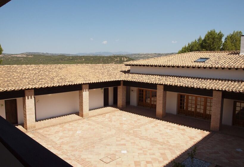 Отель Rural La Alcanacia