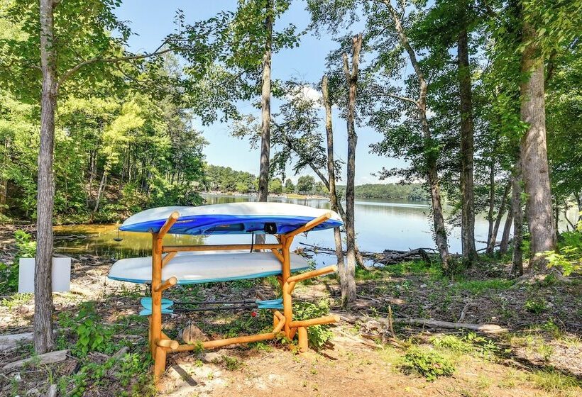 Private Hot Tub: Lakefront Connelly Springs Escape