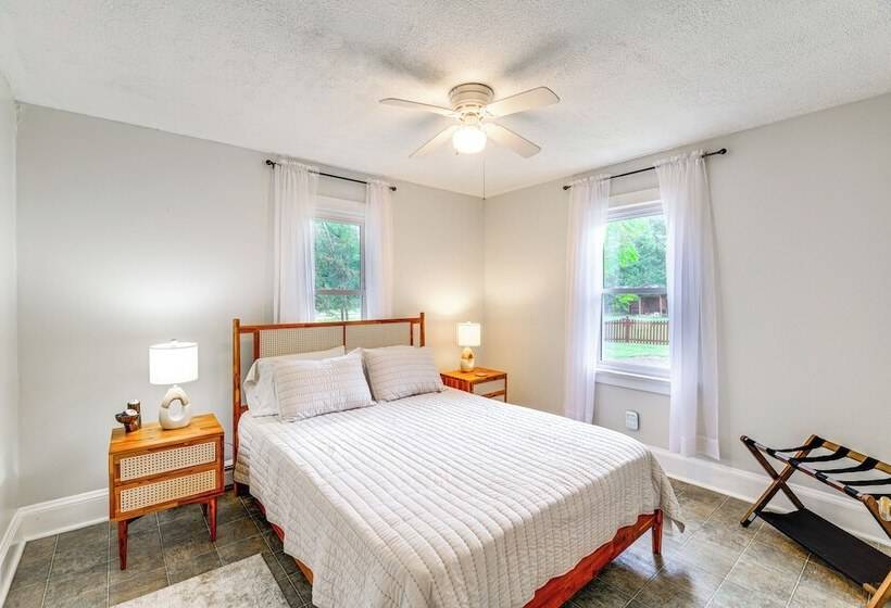 Updated Damascus Cottage On Appalachian Trail!