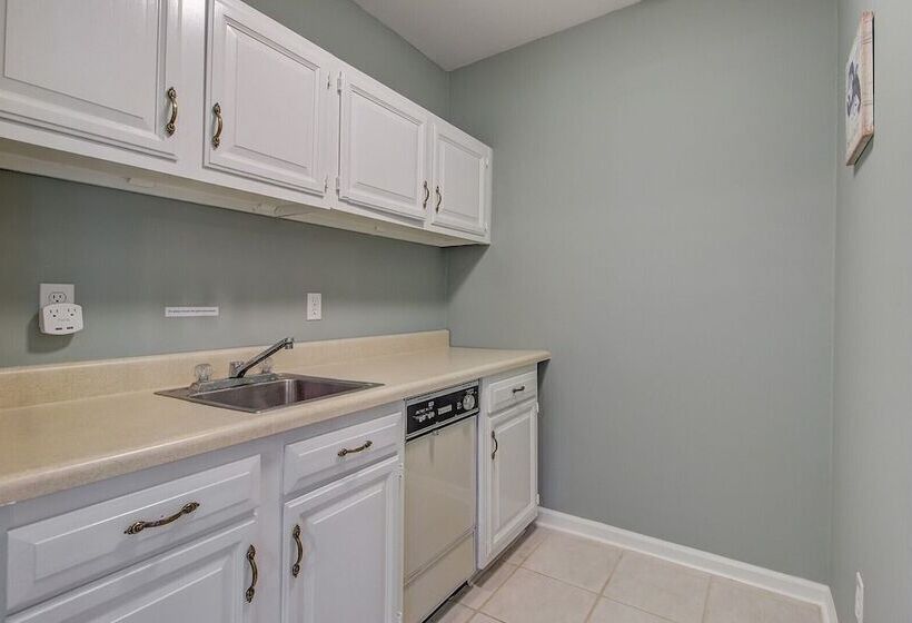 11 43rd Avenue By Avantstay Pool + Close To Beach!