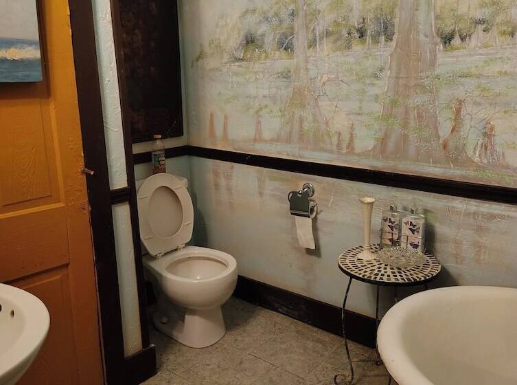 مبيت وإفطار Lafleur Guest House