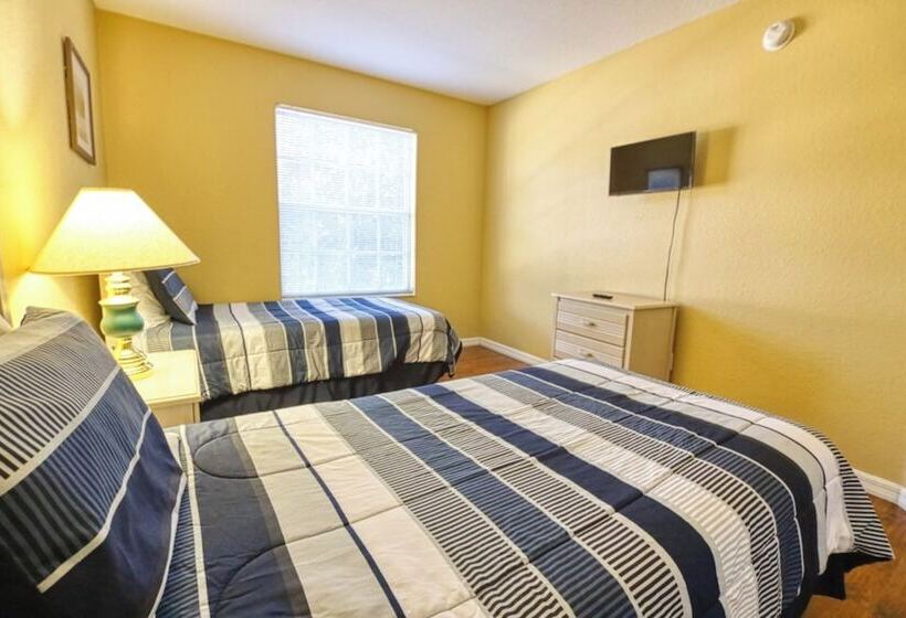 Clifford S Pinewood Estates Vacation Home