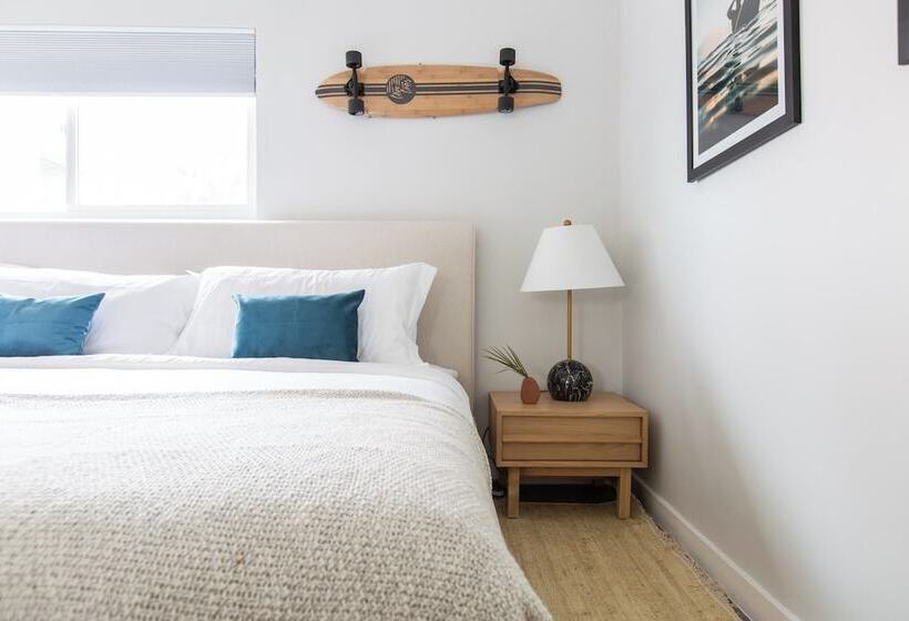 Hamilton Ii By Avantstay Beach House Rooftop Deck Newly Renovated Bungalow