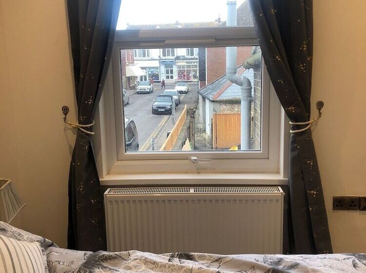 דירת נופש Charming 2 Bed House In Birchington Town Centre