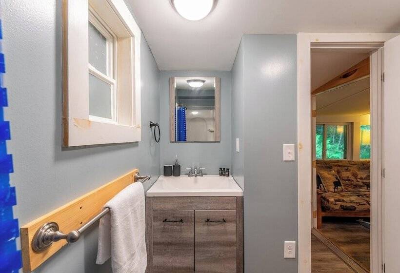 Arcade, Sports Bar, Deck Living, Fire Pit, Near The Lake! Sasa By Avantstay