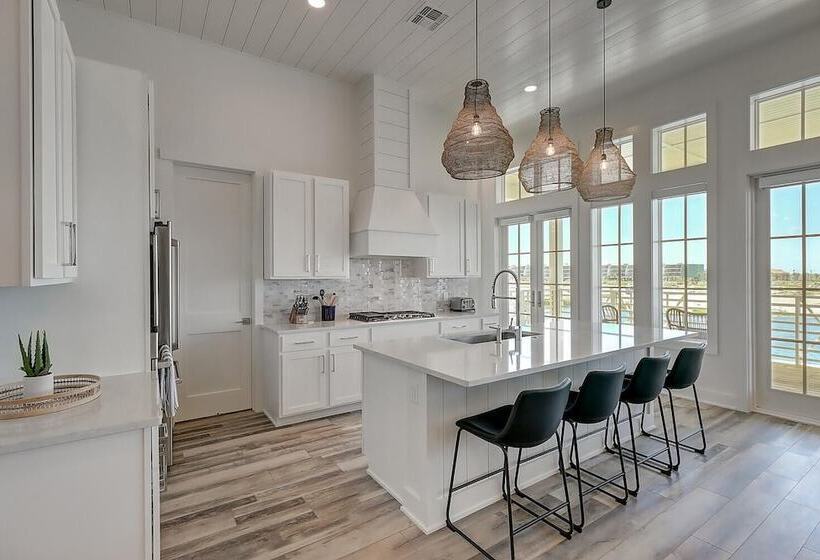 The Great White 306 Dar