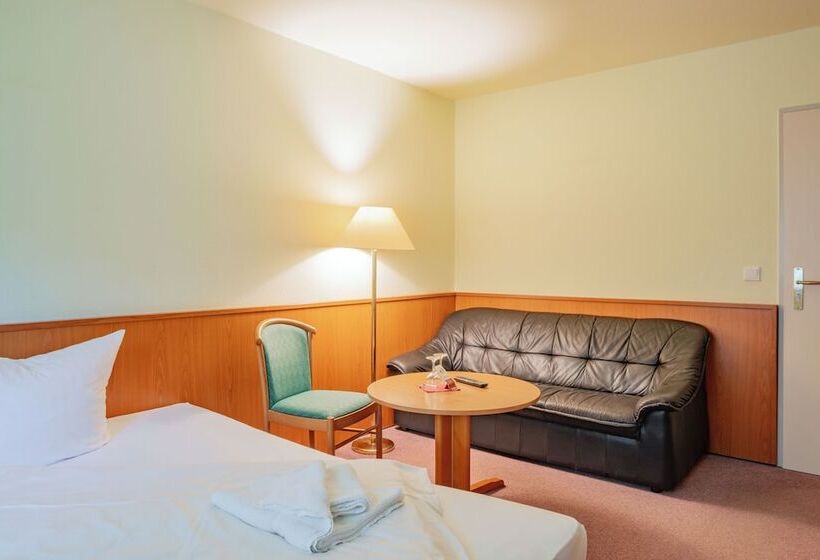 Waldhotel Schöneiche   Self Check In