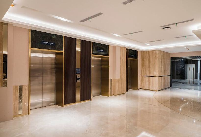 Aston Bintaro Hotel & Conference Center