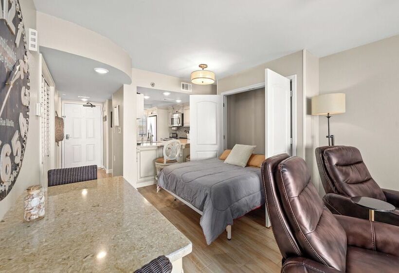 Beachside Bliss By Avantstay Beachfront W/ Pool