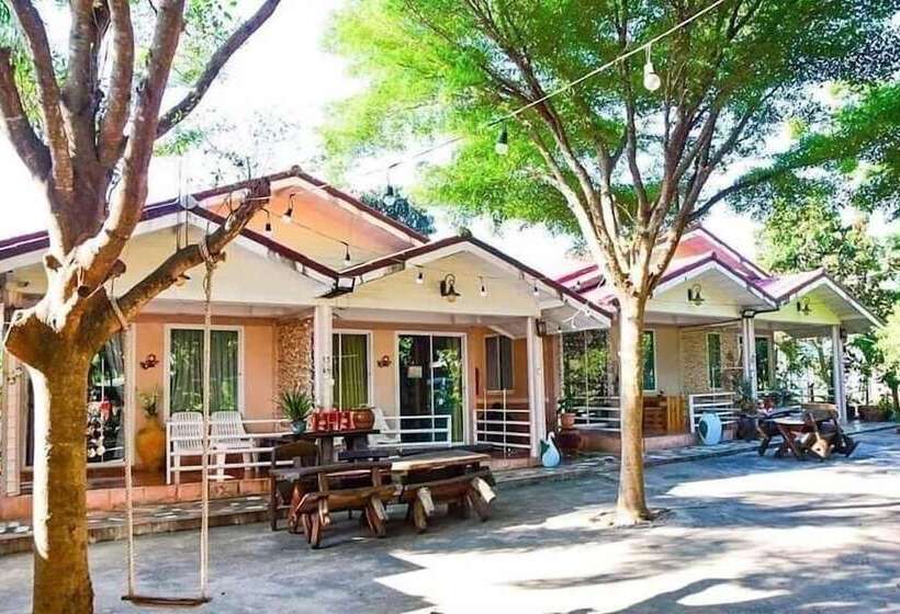 تختخواب و صبحانه Rang Noknoy Resort At Koh Larn