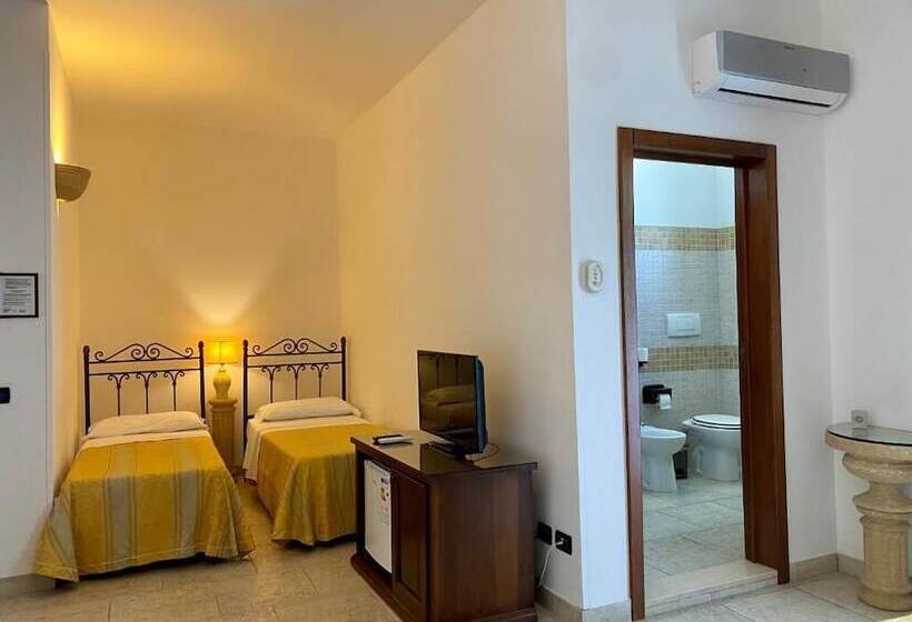 פונדק Grikó Country Slow