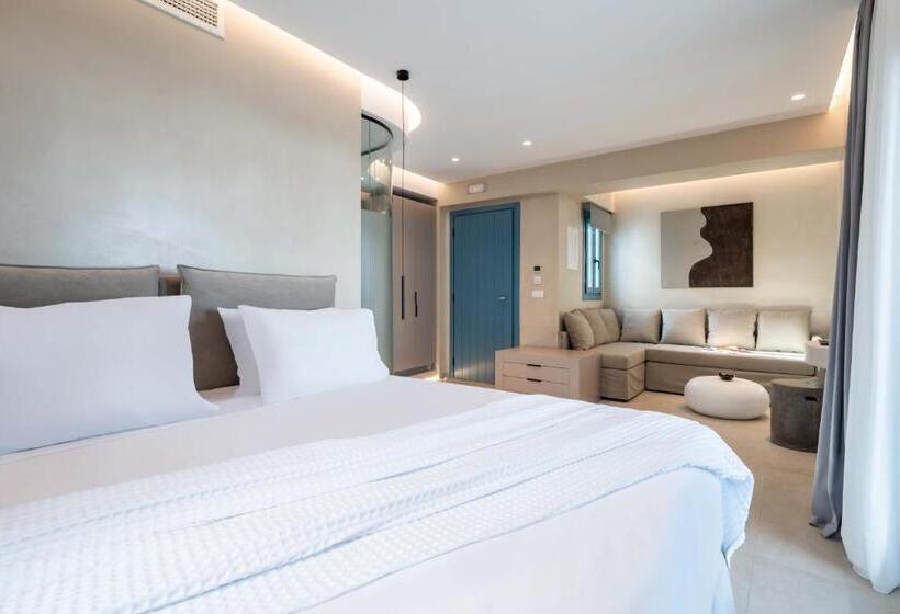 هتل Aura Suites Paros
