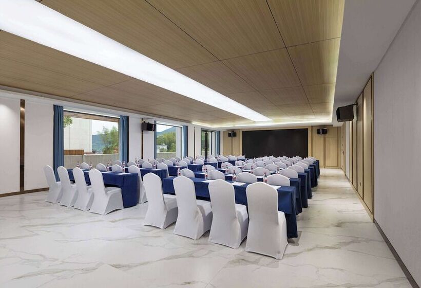 בית מלון כפרי Days Inn By Wyndham Pingxiang Wugong Mountain