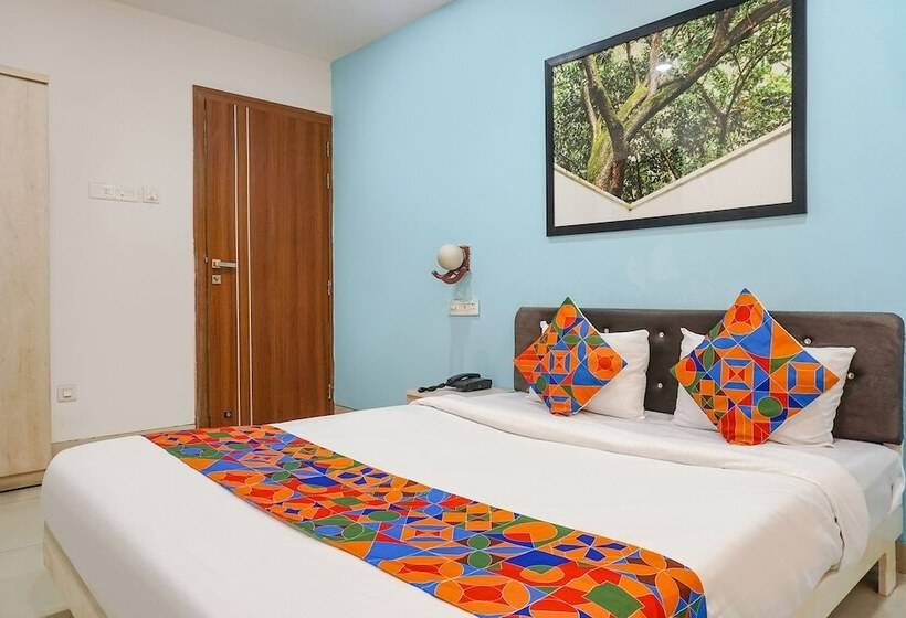 هتل Fabexpress Galaxy Hospitality