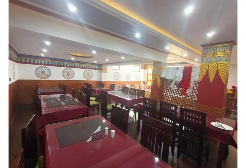 Hotel Greater Ladakh Residency